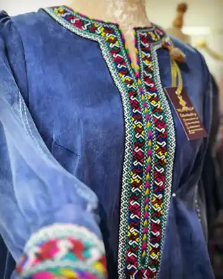 Türkmen fasonlar pombarh fasonlar Fasonlar 2025 fasonlar fason moda modalar Bezen bezen Türkmen fasonlar 2026 Türkmen fasonlar 2025 Türkmen fasonlar 2024 Türkmen fasonlar 2023 turkmenistan türkmenistan turkmen türkmen ashgabat  asgabat aşgabat balkan mary lebap dashoguz dasoguz daşoguz pombarh ponbarhat gulyupek gülýüpek stapel ştapel Gralan Çüýdeşen Abaýa Gadymy Krep Gurultaý 	Keteni Ýüpek Şifon Gipýur Lyon Welwet Atlas Kaşemir Streýç Suzana Ştapel Gülýüpek Pombarh Ýupka Gursakça Aksesuarlar Palto Penjek Okuw eşik Fata Sport eşik Uniforma Nakidka Öýme Şarf kompýuter ýaka ýaglyk Arenda köýnek 2nji el köýnek Taýyn köýnek Matalar Milli lybas milli lybaslar Toý köýnek Toý köýnekler toy koynek toy koynekler gundelik koynekler Gündelik	 
 köýnekler fata koynek Modern taze fason Eskiz koynektm turkmenkoynek türkmenkoynek fason moda moda fasonlar Iş eşik el iş	sada	ýakaly ýakasyz	keşdeli biserli	ýeňli giň nagyşly ýüregi açyk stoýka ýaka ýanly kombinasiýa 	zerli üsti aşak guşakly seçekli gysga ýeňli Gülýüpek