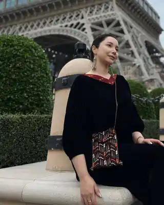 Türkmen fasonlar pombarh fasonlar Fasonlar 2025 fasonlar fason moda modalar Bezen bezen Türkmen fasonlar 2026 Türkmen fasonlar 2025 Türkmen fasonlar 2024 Türkmen fasonlar 2023 turkmenistan türkmenistan turkmen türkmen ashgabat  asgabat aşgabat balkan mary lebap dashoguz dasoguz daşoguz pombarh ponbarhat gulyupek gülýüpek stapel ştapel Gralan Çüýdeşen Abaýa Gadymy Krep Gurultaý 	Keteni Ýüpek Şifon Gipýur Lyon Welwet Atlas Kaşemir Streýç Suzana Ştapel Gülýüpek Pombarh Ýupka Gursakça Aksesuarlar Palto Penjek Okuw eşik Fata Sport eşik Uniforma Nakidka Öýme Şarf kompýuter ýaka ýaglyk Arenda köýnek 2nji el köýnek Taýyn köýnek Matalar Milli lybas milli lybaslar Toý köýnek Toý köýnekler toy koynek toy koynekler gundelik koynekler Gündelik	 
 köýnekler fata koynek Modern taze fason Eskiz koynektm turkmenkoynek türkmenkoynek fason moda moda fasonlar Iş eşik el iş	sada	ýakaly ýakasyz	keşdeli biserli	ýeňli giň nagyşly ýüregi açyk stoýka ýaka ýanly kombinasiýa 	zerli üsti aşak guşakly seçekli gysga ýeňli Milli lybas keşdeli, ýakasyz, ýeňli, giň 17-25, 26-35 Gara yaz, tomus, guyz