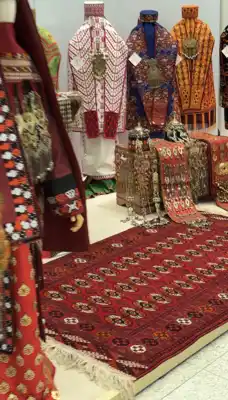 Türkmen fasonlar pombarh fasonlar Fasonlar 2025 fasonlar fason moda modalar Bezen bezen Türkmen fasonlar 2026 Türkmen fasonlar 2025 Türkmen fasonlar 2024 Türkmen fasonlar 2023 turkmenistan türkmenistan turkmen türkmen ashgabat  asgabat aşgabat balkan mary lebap dashoguz dasoguz daşoguz pombarh ponbarhat gulyupek gülýüpek stapel ştapel Gralan Çüýdeşen Abaýa Gadymy Krep Gurultaý 	Keteni Ýüpek Şifon Gipýur Lyon Welwet Atlas Kaşemir Streýç Suzana Ştapel Gülýüpek Pombarh Ýupka Gursakça Aksesuarlar Palto Penjek Okuw eşik Fata Sport eşik Uniforma Nakidka Öýme Şarf kompýuter ýaka ýaglyk Arenda köýnek 2nji el köýnek Taýyn köýnek Matalar Milli lybas milli lybaslar Toý köýnek Toý köýnekler toy koynek toy koynekler gundelik koynekler Gündelik	 
 köýnekler fata koynek Modern taze fason Eskiz koynektm turkmenkoynek türkmenkoynek fason moda moda fasonlar Iş eşik el iş	sada	ýakaly ýakasyz	keşdeli biserli	ýeňli giň nagyşly ýüregi açyk stoýka ýaka ýanly kombinasiýa 	zerli üsti aşak guşakly seçekli gysga ýeňli Keteni, Gadymy Toý köýnek, Milli lybas TürkmenTextile Expo 2025 17-25, 26-35 Gara, Bežewyý, Goýy-gök, Sary yaz, tomus, guyz, gysh