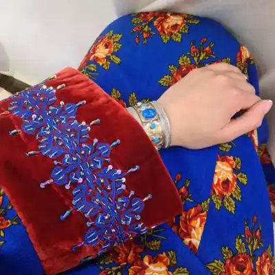 Türkmen fasonlar pombarh fasonlar Fasonlar 2025 fasonlar fason moda modalar Bezen bezen Türkmen fasonlar 2026 Türkmen fasonlar 2025 Türkmen fasonlar 2024 Türkmen fasonlar 2023 turkmenistan türkmenistan turkmen türkmen ashgabat  asgabat aşgabat balkan mary lebap dashoguz dasoguz daşoguz pombarh ponbarhat gulyupek gülýüpek stapel ştapel Gralan Çüýdeşen Abaýa Gadymy Krep Gurultaý 	Keteni Ýüpek Şifon Gipýur Lyon Welwet Atlas Kaşemir Streýç Suzana Ştapel Gülýüpek Pombarh Ýupka Gursakça Aksesuarlar Palto Penjek Okuw eşik Fata Sport eşik Uniforma Nakidka Öýme Şarf kompýuter ýaka ýaglyk Arenda köýnek 2nji el köýnek Taýyn köýnek Matalar Milli lybas milli lybaslar Toý köýnek Toý köýnekler toy koynek toy koynekler gundelik koynekler Gündelik	 
 köýnekler fata koynek Modern taze fason Eskiz koynektm turkmenkoynek türkmenkoynek fason moda moda fasonlar Iş eşik el iş	sada	ýakaly ýakasyz	keşdeli biserli	ýeňli giň nagyşly ýüregi açyk stoýka ýaka ýanly kombinasiýa 	zerli üsti aşak guşakly seçekli gysga ýeňli Ştapel Gündelik el iş  Benewşe