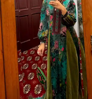 Türkmen fasonlar pombarh fasonlar Fasonlar 2025 fasonlar fason moda modalar Bezen bezen Türkmen fasonlar 2026 Türkmen fasonlar 2025 Türkmen fasonlar 2024 Türkmen fasonlar 2023 turkmenistan türkmenistan turkmen türkmen ashgabat  asgabat aşgabat balkan mary lebap dashoguz dasoguz daşoguz pombarh ponbarhat gulyupek gülýüpek stapel ştapel Gralan Çüýdeşen Abaýa Gadymy Krep Gurultaý 	Keteni Ýüpek Şifon Gipýur Lyon Welwet Atlas Kaşemir Streýç Suzana Ştapel Gülýüpek Pombarh Ýupka Gursakça Aksesuarlar Palto Penjek Okuw eşik Fata Sport eşik Uniforma Nakidka Öýme Şarf kompýuter ýaka ýaglyk Arenda köýnek 2nji el köýnek Taýyn köýnek Matalar Milli lybas milli lybaslar Toý köýnek Toý köýnekler toy koynek toy koynekler gundelik koynekler Gündelik	 
 köýnekler fata koynek Modern taze fason Eskiz koynektm turkmenkoynek türkmenkoynek fason moda moda fasonlar Iş eşik el iş	sada	ýakaly ýakasyz	keşdeli biserli	ýeňli giň nagyşly ýüregi açyk stoýka ýaka ýanly kombinasiýa 	zerli üsti aşak guşakly seçekli gysga ýeňli Gülýüpek Gündelik ýakaly, ýeňli, giň 17-25, 26-35 Haki, Goýy-ýaşyl yaz, tomus, guyz, gysh 2nji el