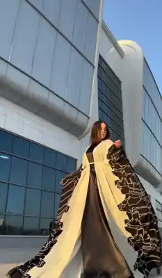 Türkmen fasonlar pombarh fasonlar Fasonlar 2025 fasonlar fason moda modalar Bezen bezen Türkmen fasonlar 2026 Türkmen fasonlar 2025 Türkmen fasonlar 2024 Türkmen fasonlar 2023 turkmenistan türkmenistan turkmen türkmen ashgabat  asgabat aşgabat balkan mary lebap dashoguz dasoguz daşoguz pombarh ponbarhat gulyupek gülýüpek stapel ştapel Gralan Çüýdeşen Abaýa Gadymy Krep Gurultaý 	Keteni Ýüpek Şifon Gipýur Lyon Welwet Atlas Kaşemir Streýç Suzana Ştapel Gülýüpek Pombarh Ýupka Gursakça Aksesuarlar Palto Penjek Okuw eşik Fata Sport eşik Uniforma Nakidka Öýme Şarf kompýuter ýaka ýaglyk Arenda köýnek 2nji el köýnek Taýyn köýnek Matalar Milli lybas milli lybaslar Toý köýnek Toý köýnekler toy koynek toy koynekler gundelik koynekler Gündelik	 
 köýnekler fata koynek Modern taze fason Eskiz koynektm turkmenkoynek türkmenkoynek fason moda moda fasonlar Iş eşik el iş	sada	ýakaly ýakasyz	keşdeli biserli	ýeňli giň nagyşly ýüregi açyk stoýka ýaka ýanly kombinasiýa 	zerli üsti aşak guşakly seçekli gysga ýeňli Toý köýnek   Gara, Bežewyý