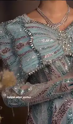 Türkmen fasonlar pombarh fasonlar Fasonlar 2025 fasonlar fason moda modalar Bezen bezen Türkmen fasonlar 2026 Türkmen fasonlar 2025 Türkmen fasonlar 2024 Türkmen fasonlar 2023 turkmenistan türkmenistan turkmen türkmen ashgabat  asgabat aşgabat balkan mary lebap dashoguz dasoguz daşoguz pombarh ponbarhat gulyupek gülýüpek stapel ştapel Gralan Çüýdeşen Abaýa Gadymy Krep Gurultaý 	Keteni Ýüpek Şifon Gipýur Lyon Welwet Atlas Kaşemir Streýç Suzana Ştapel Gülýüpek Pombarh Ýupka Gursakça Aksesuarlar Palto Penjek Okuw eşik Fata Sport eşik Uniforma Nakidka Öýme Şarf kompýuter ýaka ýaglyk Arenda köýnek 2nji el köýnek Taýyn köýnek Matalar Milli lybas milli lybaslar Toý köýnek Toý köýnekler toy koynek toy koynekler gundelik koynekler Gündelik	 
 köýnekler fata koynek Modern taze fason Eskiz koynektm turkmenkoynek türkmenkoynek fason moda moda fasonlar Iş eşik el iş	sada	ýakaly ýakasyz	keşdeli biserli	ýeňli giň nagyşly ýüregi açyk stoýka ýaka ýanly kombinasiýa 	zerli üsti aşak guşakly seçekli gysga ýeňli Streýç Toý köýnek, Modern ýakasyz, biserli, ýeňli, zerli 12-16, 17-25, 26-35 Bežewyý, Gök, Goýy-gyzyl tomus, yaz_guyz