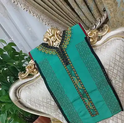 Türkmen fasonlar pombarh fasonlar Fasonlar 2025 fasonlar fason moda modalar Bezen bezen Türkmen fasonlar 2026 Türkmen fasonlar 2025 Türkmen fasonlar 2024 Türkmen fasonlar 2023 turkmenistan türkmenistan turkmen türkmen ashgabat  asgabat aşgabat balkan mary lebap dashoguz dasoguz daşoguz pombarh ponbarhat gulyupek gülýüpek stapel ştapel Gralan Çüýdeşen Abaýa Gadymy Krep Gurultaý 	Keteni Ýüpek Şifon Gipýur Lyon Welwet Atlas Kaşemir Streýç Suzana Ştapel Gülýüpek Pombarh Ýupka Gursakça Aksesuarlar Palto Penjek Okuw eşik Fata Sport eşik Uniforma Nakidka Öýme Şarf kompýuter ýaka ýaglyk Arenda köýnek 2nji el köýnek Taýyn köýnek Matalar Milli lybas milli lybaslar Toý köýnek Toý köýnekler toy koynek toy koynekler gundelik koynekler Gündelik	 
 köýnekler fata koynek Modern taze fason Eskiz koynektm turkmenkoynek türkmenkoynek fason moda moda fasonlar Iş eşik el iş	sada	ýakaly ýakasyz	keşdeli biserli	ýeňli giň nagyşly ýüregi açyk stoýka ýaka ýanly kombinasiýa 	zerli üsti aşak guşakly seçekli gysga ýeňli el iş, keşdeli, el ýaka, gaýma 12-16, 17-25, 26-35, 35+  yaz, tomus, guyz, gysh