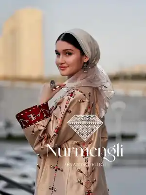 Türkmen fasonlar pombarh fasonlar Fasonlar 2025 fasonlar fason moda modalar Bezen bezen Türkmen fasonlar 2026 Türkmen fasonlar 2025 Türkmen fasonlar 2024 Türkmen fasonlar 2023 turkmenistan türkmenistan turkmen türkmen ashgabat  asgabat aşgabat balkan mary lebap dashoguz dasoguz daşoguz pombarh ponbarhat gulyupek gülýüpek stapel ştapel Gralan Çüýdeşen Abaýa Gadymy Krep Gurultaý 	Keteni Ýüpek Şifon Gipýur Lyon Welwet Atlas Kaşemir Streýç Suzana Ştapel Gülýüpek Pombarh Ýupka Gursakça Aksesuarlar Palto Penjek Okuw eşik Fata Sport eşik Uniforma Nakidka Öýme Şarf kompýuter ýaka ýaglyk Arenda köýnek 2nji el köýnek Taýyn köýnek Matalar Milli lybas milli lybaslar Toý köýnek Toý köýnekler toy koynek toy koynekler gundelik koynekler Gündelik	 
 köýnekler fata koynek Modern taze fason Eskiz koynektm turkmenkoynek türkmenkoynek fason moda moda fasonlar Iş eşik el iş	sada	ýakaly ýakasyz	keşdeli biserli	ýeňli giň nagyşly ýüregi açyk stoýka ýaka ýanly kombinasiýa 	zerli üsti aşak guşakly seçekli gysga ýeňli Gipýur, Ýüpek, Keteni, Şantu Milli lybas el iş, keşdeli, ýakaly, ýanly, ýeňli, giň, nagyşly 17-25, 26-35 Bežewyý, Altyn yaz, tomus, guyz, gysh