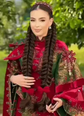 Türkmen fasonlar pombarh fasonlar Fasonlar 2025 fasonlar fason moda modalar Bezen bezen Türkmen fasonlar 2026 Türkmen fasonlar 2025 Türkmen fasonlar 2024 Türkmen fasonlar 2023 turkmenistan türkmenistan turkmen türkmen ashgabat  asgabat aşgabat balkan mary lebap dashoguz dasoguz daşoguz pombarh ponbarhat gulyupek gülýüpek stapel ştapel Gralan Çüýdeşen Abaýa Gadymy Krep Gurultaý 	Keteni Ýüpek Şifon Gipýur Lyon Welwet Atlas Kaşemir Streýç Suzana Ştapel Gülýüpek Pombarh Ýupka Gursakça Aksesuarlar Palto Penjek Okuw eşik Fata Sport eşik Uniforma Nakidka Öýme Şarf kompýuter ýaka ýaglyk Arenda köýnek 2nji el köýnek Taýyn köýnek Matalar Milli lybas milli lybaslar Toý köýnek Toý köýnekler toy koynek toy koynekler gundelik koynekler Gündelik	 
 köýnekler fata koynek Modern taze fason Eskiz koynektm turkmenkoynek türkmenkoynek fason moda moda fasonlar Iş eşik el iş	sada	ýakaly ýakasyz	keşdeli biserli	ýeňli giň nagyşly ýüregi açyk stoýka ýaka ýanly kombinasiýa 	zerli üsti aşak guşakly seçekli gysga ýeňli Panbarhat (Pombarh), Ýüpek, Keteni Uçurym köýnek el iş, ýakasyz, ýanly, ýeňli, giň, kombinasiýa, stoýka ýaka 17-25 Gyzyl yaz, tomus