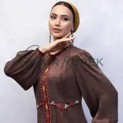 Türkmen fasonlar pombarh fasonlar Fasonlar 2025 fasonlar fason moda modalar Bezen bezen Türkmen fasonlar 2026 Türkmen fasonlar 2025 Türkmen fasonlar 2024 Türkmen fasonlar 2023 turkmenistan türkmenistan turkmen türkmen ashgabat  asgabat aşgabat balkan mary lebap dashoguz dasoguz daşoguz pombarh ponbarhat gulyupek gülýüpek stapel ştapel Gralan Çüýdeşen Abaýa Gadymy Krep Gurultaý 	Keteni Ýüpek Şifon Gipýur Lyon Welwet Atlas Kaşemir Streýç Suzana Ştapel Gülýüpek Pombarh Ýupka Gursakça Aksesuarlar Palto Penjek Okuw eşik Fata Sport eşik Uniforma Nakidka Öýme Şarf kompýuter ýaka ýaglyk Arenda köýnek 2nji el köýnek Taýyn köýnek Matalar Milli lybas milli lybaslar Toý köýnek Toý köýnekler toy koynek toy koynekler gundelik koynekler Gündelik	 
 köýnekler fata koynek Modern taze fason Eskiz koynektm turkmenkoynek türkmenkoynek fason moda moda fasonlar Iş eşik el iş	sada	ýakaly ýakasyz	keşdeli biserli	ýeňli giň nagyşly ýüregi açyk stoýka ýaka ýanly kombinasiýa 	zerli üsti aşak guşakly seçekli gysga ýeňli 