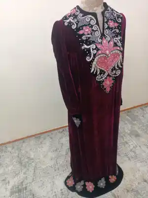 Türkmen fasonlar pombarh fasonlar Fasonlar 2025 fasonlar fason moda modalar Bezen bezen Türkmen fasonlar 2026 Türkmen fasonlar 2025 Türkmen fasonlar 2024 Türkmen fasonlar 2023 turkmenistan türkmenistan turkmen türkmen ashgabat  asgabat aşgabat balkan mary lebap dashoguz dasoguz daşoguz pombarh ponbarhat gulyupek gülýüpek stapel ştapel Gralan Çüýdeşen Abaýa Gadymy Krep Gurultaý 	Keteni Ýüpek Şifon Gipýur Lyon Welwet Atlas Kaşemir Streýç Suzana Ştapel Gülýüpek Pombarh Ýupka Gursakça Aksesuarlar Palto Penjek Okuw eşik Fata Sport eşik Uniforma Nakidka Öýme Şarf kompýuter ýaka ýaglyk Arenda köýnek 2nji el köýnek Taýyn köýnek Matalar Milli lybas milli lybaslar Toý köýnek Toý köýnekler toy koynek toy koynekler gundelik koynekler Gündelik	 
 köýnekler fata koynek Modern taze fason Eskiz koynektm turkmenkoynek türkmenkoynek fason moda moda fasonlar Iş eşik el iş	sada	ýakaly ýakasyz	keşdeli biserli	ýeňli giň nagyşly ýüregi açyk stoýka ýaka ýanly kombinasiýa 	zerli üsti aşak guşakly seçekli gysga ýeňli 