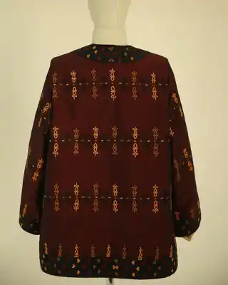 Türkmen fasonlar pombarh fasonlar Fasonlar 2025 fasonlar fason moda modalar Bezen bezen Türkmen fasonlar 2026 Türkmen fasonlar 2025 Türkmen fasonlar 2024 Türkmen fasonlar 2023 turkmenistan türkmenistan turkmen türkmen ashgabat  asgabat aşgabat balkan mary lebap dashoguz dasoguz daşoguz pombarh ponbarhat gulyupek gülýüpek stapel ştapel Gralan Çüýdeşen Abaýa Gadymy Krep Gurultaý 	Keteni Ýüpek Şifon Gipýur Lyon Welwet Atlas Kaşemir Streýç Suzana Ştapel Gülýüpek Pombarh Ýupka Gursakça Aksesuarlar Palto Penjek Okuw eşik Fata Sport eşik Uniforma Nakidka Öýme Şarf kompýuter ýaka ýaglyk Arenda köýnek 2nji el köýnek Taýyn köýnek Matalar Milli lybas milli lybaslar Toý köýnek Toý köýnekler toy koynek toy koynekler gundelik koynekler Gündelik	 
 köýnekler fata koynek Modern taze fason Eskiz koynektm turkmenkoynek türkmenkoynek fason moda moda fasonlar Iş eşik el iş	sada	ýakaly ýakasyz	keşdeli biserli	ýeňli giň nagyşly ýüregi açyk stoýka ýaka ýanly kombinasiýa 	zerli üsti aşak guşakly seçekli gysga ýeňli Milli lybas el iş, keşdeli, ýakasyz, ýeňli, giň, nagyşly 26-35, 35+ Goýy-gyzyl yaz, guyz, gysh Penjek