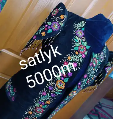 Türkmen fasonlar pombarh fasonlar Fasonlar 2025 fasonlar fason moda modalar Bezen bezen Türkmen fasonlar 2026 Türkmen fasonlar 2025 Türkmen fasonlar 2024 Türkmen fasonlar 2023 turkmenistan türkmenistan turkmen türkmen ashgabat  asgabat aşgabat balkan mary lebap dashoguz dasoguz daşoguz pombarh ponbarhat gulyupek gülýüpek stapel ştapel Gralan Çüýdeşen Abaýa Gadymy Krep Gurultaý 	Keteni Ýüpek Şifon Gipýur Lyon Welwet Atlas Kaşemir Streýç Suzana Ştapel Gülýüpek Pombarh Ýupka Gursakça Aksesuarlar Palto Penjek Okuw eşik Fata Sport eşik Uniforma Nakidka Öýme Şarf kompýuter ýaka ýaglyk Arenda köýnek 2nji el köýnek Taýyn köýnek Matalar Milli lybas milli lybaslar Toý köýnek Toý köýnekler toy koynek toy koynekler gundelik koynekler Gündelik	 
 köýnekler fata koynek Modern taze fason Eskiz koynektm turkmenkoynek türkmenkoynek fason moda moda fasonlar Iş eşik el iş	sada	ýakaly ýakasyz	keşdeli biserli	ýeňli giň nagyşly ýüregi açyk stoýka ýaka ýanly kombinasiýa 	zerli üsti aşak guşakly seçekli gysga ýeňli Panbarhat (Pombarh) Toý köýnek el iş, ýakasyz, gysga ýeňli, giň 26-35, 35+ Goýy-gök yaz, tomus, guyz Taýyn köýnek