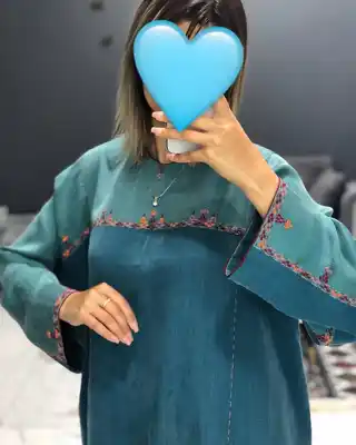 Türkmen fasonlar pombarh fasonlar Fasonlar 2025 fasonlar fason moda modalar Bezen bezen Türkmen fasonlar 2026 Türkmen fasonlar 2025 Türkmen fasonlar 2024 Türkmen fasonlar 2023 turkmenistan türkmenistan turkmen türkmen ashgabat  asgabat aşgabat balkan mary lebap dashoguz dasoguz daşoguz pombarh ponbarhat gulyupek gülýüpek stapel ştapel Gralan Çüýdeşen Abaýa Gadymy Krep Gurultaý 	Keteni Ýüpek Şifon Gipýur Lyon Welwet Atlas Kaşemir Streýç Suzana Ştapel Gülýüpek Pombarh Ýupka Gursakça Aksesuarlar Palto Penjek Okuw eşik Fata Sport eşik Uniforma Nakidka Öýme Şarf kompýuter ýaka ýaglyk Arenda köýnek 2nji el köýnek Taýyn köýnek Matalar Milli lybas milli lybaslar Toý köýnek Toý köýnekler toy koynek toy koynekler gundelik koynekler Gündelik	 
 köýnekler fata koynek Modern taze fason Eskiz koynektm turkmenkoynek türkmenkoynek fason moda moda fasonlar Iş eşik el iş	sada	ýakaly ýakasyz	keşdeli biserli	ýeňli giň nagyşly ýüregi açyk stoýka ýaka ýanly kombinasiýa 	zerli üsti aşak guşakly seçekli gysga ýeňli Ýüpek, Gülýüpek Toý köýnek, Gündelik, Iş eşik el iş, keşdeli, ýakasyz, ýeňli, giň, nagyşly 26-35, 35+ Gök, Benewşe yaz, tomus, guyz