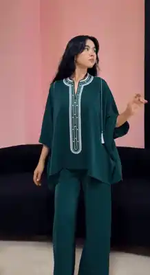 Türkmen fasonlar pombarh fasonlar Fasonlar 2025 fasonlar fason moda modalar Bezen bezen Türkmen fasonlar 2026 Türkmen fasonlar 2025 Türkmen fasonlar 2024 Türkmen fasonlar 2023 turkmenistan türkmenistan turkmen türkmen ashgabat  asgabat aşgabat balkan mary lebap dashoguz dasoguz daşoguz pombarh ponbarhat gulyupek gülýüpek stapel ştapel Gralan Çüýdeşen Abaýa Gadymy Krep Gurultaý 	Keteni Ýüpek Şifon Gipýur Lyon Welwet Atlas Kaşemir Streýç Suzana Ştapel Gülýüpek Pombarh Ýupka Gursakça Aksesuarlar Palto Penjek Okuw eşik Fata Sport eşik Uniforma Nakidka Öýme Şarf kompýuter ýaka ýaglyk Arenda köýnek 2nji el köýnek Taýyn köýnek Matalar Milli lybas milli lybaslar Toý köýnek Toý köýnekler toy koynek toy koynekler gundelik koynekler Gündelik	 
 köýnekler fata koynek Modern taze fason Eskiz koynektm turkmenkoynek türkmenkoynek fason moda moda fasonlar Iş eşik el iş	sada	ýakaly ýakasyz	keşdeli biserli	ýeňli giň nagyşly ýüregi açyk stoýka ýaka ýanly kombinasiýa 	zerli üsti aşak guşakly seçekli gysga ýeňli Gülýüpek Gündelik, Modern ýakaly, gysga ýeňli, üsti aşak 12-16, 17-25, 26-35 Goýy-ýaşyl yaz, tomus, guyz