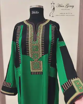 Türkmen fasonlar pombarh fasonlar Fasonlar 2025 fasonlar fason moda modalar Bezen bezen Türkmen fasonlar 2026 Türkmen fasonlar 2025 Türkmen fasonlar 2024 Türkmen fasonlar 2023 turkmenistan türkmenistan turkmen türkmen ashgabat  asgabat aşgabat balkan mary lebap dashoguz dasoguz daşoguz pombarh ponbarhat gulyupek gülýüpek stapel ştapel Gralan Çüýdeşen Abaýa Gadymy Krep Gurultaý 	Keteni Ýüpek Şifon Gipýur Lyon Welwet Atlas Kaşemir Streýç Suzana Ştapel Gülýüpek Pombarh Ýupka Gursakça Aksesuarlar Palto Penjek Okuw eşik Fata Sport eşik Uniforma Nakidka Öýme Şarf kompýuter ýaka ýaglyk Arenda köýnek 2nji el köýnek Taýyn köýnek Matalar Milli lybas milli lybaslar Toý köýnek Toý köýnekler toy koynek toy koynekler gundelik koynekler Gündelik	 
 köýnekler fata koynek Modern taze fason Eskiz koynektm turkmenkoynek türkmenkoynek fason moda moda fasonlar Iş eşik el iş	sada	ýakaly ýakasyz	keşdeli biserli	ýeňli giň nagyşly ýüregi açyk stoýka ýaka ýanly kombinasiýa 	zerli üsti aşak guşakly seçekli gysga ýeňli Ştapel Toý köýnek, Gündelik el iş, ýakaly  Goýy-ýaşyl