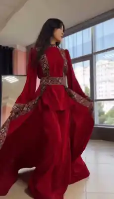 Türkmen fasonlar pombarh fasonlar Fasonlar 2025 fasonlar fason moda modalar Bezen bezen Türkmen fasonlar 2026 Türkmen fasonlar 2025 Türkmen fasonlar 2024 Türkmen fasonlar 2023 turkmenistan türkmenistan turkmen türkmen ashgabat  asgabat aşgabat balkan mary lebap dashoguz dasoguz daşoguz pombarh ponbarhat gulyupek gülýüpek stapel ştapel Gralan Çüýdeşen Abaýa Gadymy Krep Gurultaý 	Keteni Ýüpek Şifon Gipýur Lyon Welwet Atlas Kaşemir Streýç Suzana Ştapel Gülýüpek Pombarh Ýupka Gursakça Aksesuarlar Palto Penjek Okuw eşik Fata Sport eşik Uniforma Nakidka Öýme Şarf kompýuter ýaka ýaglyk Arenda köýnek 2nji el köýnek Taýyn köýnek Matalar Milli lybas milli lybaslar Toý köýnek Toý köýnekler toy koynek toy koynekler gundelik koynekler Gündelik	 
 köýnekler fata koynek Modern taze fason Eskiz koynektm turkmenkoynek türkmenkoynek fason moda moda fasonlar Iş eşik el iş	sada	ýakaly ýakasyz	keşdeli biserli	ýeňli giň nagyşly ýüregi açyk stoýka ýaka ýanly kombinasiýa 	zerli üsti aşak guşakly seçekli gysga ýeňli Şifon Toý köýnek, Modern el iş, keşdeli, ýakasyz, ýeňli, giň, guşakly, nagyşly 17-25, 26-35 Gyzyl tomus, guyz