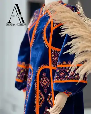 Türkmen fasonlar pombarh fasonlar Fasonlar 2025 fasonlar fason moda modalar Bezen bezen Türkmen fasonlar 2026 Türkmen fasonlar 2025 Türkmen fasonlar 2024 Türkmen fasonlar 2023 turkmenistan türkmenistan turkmen türkmen ashgabat  asgabat aşgabat balkan mary lebap dashoguz dasoguz daşoguz pombarh ponbarhat gulyupek gülýüpek stapel ştapel Gralan Çüýdeşen Abaýa Gadymy Krep Gurultaý 	Keteni Ýüpek Şifon Gipýur Lyon Welwet Atlas Kaşemir Streýç Suzana Ştapel Gülýüpek Pombarh Ýupka Gursakça Aksesuarlar Palto Penjek Okuw eşik Fata Sport eşik Uniforma Nakidka Öýme Şarf kompýuter ýaka ýaglyk Arenda köýnek 2nji el köýnek Taýyn köýnek Matalar Milli lybas milli lybaslar Toý köýnek Toý köýnekler toy koynek toy koynekler gundelik koynekler Gündelik	 
 köýnekler fata koynek Modern taze fason Eskiz koynektm turkmenkoynek türkmenkoynek fason moda moda fasonlar Iş eşik el iş	sada	ýakaly ýakasyz	keşdeli biserli	ýeňli giň nagyşly ýüregi açyk stoýka ýaka ýanly kombinasiýa 	zerli üsti aşak guşakly seçekli gysga ýeňli Toý köýnek el iş  Goýy-gök