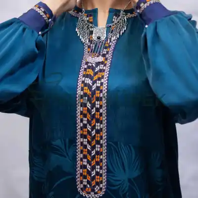 Türkmen fasonlar pombarh fasonlar Fasonlar 2025 fasonlar fason moda modalar Bezen bezen Türkmen fasonlar 2026 Türkmen fasonlar 2025 Türkmen fasonlar 2024 Türkmen fasonlar 2023 turkmenistan türkmenistan turkmen türkmen ashgabat  asgabat aşgabat balkan mary lebap dashoguz dasoguz daşoguz pombarh ponbarhat gulyupek gülýüpek stapel ştapel Gralan Çüýdeşen Abaýa Gadymy Krep Gurultaý 	Keteni Ýüpek Şifon Gipýur Lyon Welwet Atlas Kaşemir Streýç Suzana Ştapel Gülýüpek Pombarh Ýupka Gursakça Aksesuarlar Palto Penjek Okuw eşik Fata Sport eşik Uniforma Nakidka Öýme Şarf kompýuter ýaka ýaglyk Arenda köýnek 2nji el köýnek Taýyn köýnek Matalar Milli lybas milli lybaslar Toý köýnek Toý köýnekler toy koynek toy koynekler gundelik koynekler Gündelik	 
 köýnekler fata koynek Modern taze fason Eskiz koynektm turkmenkoynek türkmenkoynek fason moda moda fasonlar Iş eşik el iş	sada	ýakaly ýakasyz	keşdeli biserli	ýeňli giň nagyşly ýüregi açyk stoýka ýaka ýanly kombinasiýa 	zerli üsti aşak guşakly seçekli gysga ýeňli 