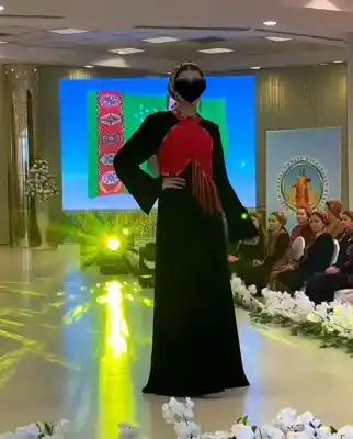 Türkmen fasonlar pombarh fasonlar Fasonlar 2025 fasonlar fason moda modalar Bezen bezen Türkmen fasonlar 2026 Türkmen fasonlar 2025 Türkmen fasonlar 2024 Türkmen fasonlar 2023 turkmenistan türkmenistan turkmen türkmen ashgabat  asgabat aşgabat balkan mary lebap dashoguz dasoguz daşoguz pombarh ponbarhat gulyupek gülýüpek stapel ştapel Gralan Çüýdeşen Abaýa Gadymy Krep Gurultaý 	Keteni Ýüpek Şifon Gipýur Lyon Welwet Atlas Kaşemir Streýç Suzana Ştapel Gülýüpek Pombarh Ýupka Gursakça Aksesuarlar Palto Penjek Okuw eşik Fata Sport eşik Uniforma Nakidka Öýme Şarf kompýuter ýaka ýaglyk Arenda köýnek 2nji el köýnek Taýyn köýnek Matalar Milli lybas milli lybaslar Toý köýnek Toý köýnekler toy koynek toy koynekler gundelik koynekler Gündelik	 
 köýnekler fata koynek Modern taze fason Eskiz koynektm turkmenkoynek türkmenkoynek fason moda moda fasonlar Iş eşik el iş	sada	ýakaly ýakasyz	keşdeli biserli	ýeňli giň nagyşly ýüregi açyk stoýka ýaka ýanly kombinasiýa 	zerli üsti aşak guşakly seçekli gysga ýeňli Gara, Goýy-gyzyl