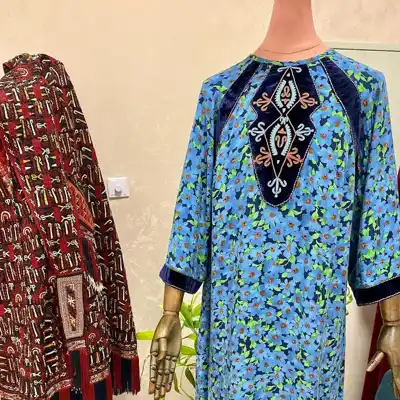 Türkmen fasonlar pombarh fasonlar Fasonlar 2025 fasonlar fason moda modalar Bezen bezen Türkmen fasonlar 2026 Türkmen fasonlar 2025 Türkmen fasonlar 2024 Türkmen fasonlar 2023 turkmenistan türkmenistan turkmen türkmen ashgabat  asgabat aşgabat balkan mary lebap dashoguz dasoguz daşoguz pombarh ponbarhat gulyupek gülýüpek stapel ştapel Gralan Çüýdeşen Abaýa Gadymy Krep Gurultaý 	Keteni Ýüpek Şifon Gipýur Lyon Welwet Atlas Kaşemir Streýç Suzana Ştapel Gülýüpek Pombarh Ýupka Gursakça Aksesuarlar Palto Penjek Okuw eşik Fata Sport eşik Uniforma Nakidka Öýme Şarf kompýuter ýaka ýaglyk Arenda köýnek 2nji el köýnek Taýyn köýnek Matalar Milli lybas milli lybaslar Toý köýnek Toý köýnekler toy koynek toy koynekler gundelik koynekler Gündelik	 
 köýnekler fata koynek Modern taze fason Eskiz koynektm turkmenkoynek türkmenkoynek fason moda moda fasonlar Iş eşik el iş	sada	ýakaly ýakasyz	keşdeli biserli	ýeňli giň nagyşly ýüregi açyk stoýka ýaka ýanly kombinasiýa 	zerli üsti aşak guşakly seçekli gysga ýeňli Ştapel  el iş, sada, ýakaly, ýeňli