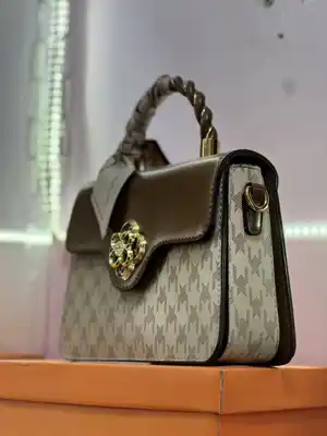 Türkmen fasonlar pombarh fasonlar Fasonlar 2025 fasonlar fason moda modalar Bezen bezen Türkmen fasonlar 2026 Türkmen fasonlar 2025 Türkmen fasonlar 2024 Türkmen fasonlar 2023 turkmenistan türkmenistan turkmen türkmen ashgabat  asgabat aşgabat balkan mary lebap dashoguz dasoguz daşoguz pombarh ponbarhat gulyupek gülýüpek stapel ştapel Gralan Çüýdeşen Abaýa Gadymy Krep Gurultaý 	Keteni Ýüpek Şifon Gipýur Lyon Welwet Atlas Kaşemir Streýç Suzana Ştapel Gülýüpek Pombarh Ýupka Gursakça Aksesuarlar Palto Penjek Okuw eşik Fata Sport eşik Uniforma Nakidka Öýme Şarf kompýuter ýaka ýaglyk Arenda köýnek 2nji el köýnek Taýyn köýnek Matalar Milli lybas milli lybaslar Toý köýnek Toý köýnekler toy koynek toy koynekler gundelik koynekler Gündelik	 
 köýnekler fata koynek Modern taze fason Eskiz koynektm turkmenkoynek türkmenkoynek fason moda moda fasonlar Iş eşik el iş	sada	ýakaly ýakasyz	keşdeli biserli	ýeňli giň nagyşly ýüregi açyk stoýka ýaka ýanly kombinasiýa 	zerli üsti aşak guşakly seçekli gysga ýeňli Sumka