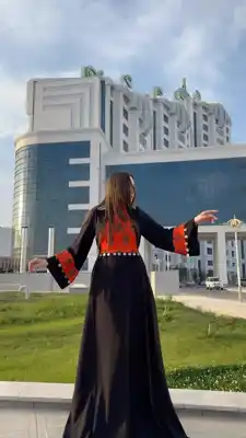 Türkmen fasonlar pombarh fasonlar Fasonlar 2025 fasonlar fason moda modalar Bezen bezen Türkmen fasonlar 2026 Türkmen fasonlar 2025 Türkmen fasonlar 2024 Türkmen fasonlar 2023 turkmenistan türkmenistan turkmen türkmen ashgabat  asgabat aşgabat balkan mary lebap dashoguz dasoguz daşoguz pombarh ponbarhat gulyupek gülýüpek stapel ştapel Gralan Çüýdeşen Abaýa Gadymy Krep Gurultaý 	Keteni Ýüpek Şifon Gipýur Lyon Welwet Atlas Kaşemir Streýç Suzana Ştapel Gülýüpek Pombarh Ýupka Gursakça Aksesuarlar Palto Penjek Okuw eşik Fata Sport eşik Uniforma Nakidka Öýme Şarf kompýuter ýaka ýaglyk Arenda köýnek 2nji el köýnek Taýyn köýnek Matalar Milli lybas milli lybaslar Toý köýnek Toý köýnekler toy koynek toy koynekler gundelik koynekler Gündelik	 
 köýnekler fata koynek Modern taze fason Eskiz koynektm turkmenkoynek türkmenkoynek fason moda moda fasonlar Iş eşik el iş	sada	ýakaly ýakasyz	keşdeli biserli	ýeňli giň nagyşly ýüregi açyk stoýka ýaka ýanly kombinasiýa 	zerli üsti aşak guşakly seçekli gysga ýeňli Lyon  sada, kombinasiýa  Gara, Mämişi  Taýyn köýnek