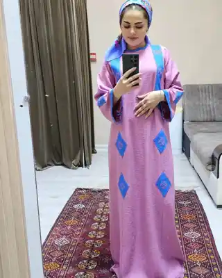 Türkmen fasonlar pombarh fasonlar Fasonlar 2025 fasonlar fason moda modalar Bezen bezen Türkmen fasonlar 2026 Türkmen fasonlar 2025 Türkmen fasonlar 2024 Türkmen fasonlar 2023 turkmenistan türkmenistan turkmen türkmen ashgabat  asgabat aşgabat balkan mary lebap dashoguz dasoguz daşoguz pombarh ponbarhat gulyupek gülýüpek stapel ştapel Gralan Çüýdeşen Abaýa Gadymy Krep Gurultaý 	Keteni Ýüpek Şifon Gipýur Lyon Welwet Atlas Kaşemir Streýç Suzana Ştapel Gülýüpek Pombarh Ýupka Gursakça Aksesuarlar Palto Penjek Okuw eşik Fata Sport eşik Uniforma Nakidka Öýme Şarf kompýuter ýaka ýaglyk Arenda köýnek 2nji el köýnek Taýyn köýnek Matalar Milli lybas milli lybaslar Toý köýnek Toý köýnekler toy koynek toy koynekler gundelik koynekler Gündelik	 
 köýnekler fata koynek Modern taze fason Eskiz koynektm turkmenkoynek türkmenkoynek fason moda moda fasonlar Iş eşik el iş	sada	ýakaly ýakasyz	keşdeli biserli	ýeňli giň nagyşly ýüregi açyk stoýka ýaka ýanly kombinasiýa 	zerli üsti aşak guşakly seçekli gysga ýeňli Lyon Gündelik sada, ýakaly  Gülgüne