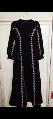 Türkmen fasonlar pombarh fasonlar Fasonlar 2025 fasonlar fason moda modalar Bezen bezen Türkmen fasonlar 2026 Türkmen fasonlar 2025 Türkmen fasonlar 2024 Türkmen fasonlar 2023 turkmenistan türkmenistan turkmen türkmen ashgabat  asgabat aşgabat balkan mary lebap dashoguz dasoguz daşoguz pombarh ponbarhat gulyupek gülýüpek stapel ştapel Gralan Çüýdeşen Abaýa Gadymy Krep Gurultaý 	Keteni Ýüpek Şifon Gipýur Lyon Welwet Atlas Kaşemir Streýç Suzana Ştapel Gülýüpek Pombarh Ýupka Gursakça Aksesuarlar Palto Penjek Okuw eşik Fata Sport eşik Uniforma Nakidka Öýme Şarf kompýuter ýaka ýaglyk Arenda köýnek 2nji el köýnek Taýyn köýnek Matalar Milli lybas milli lybaslar Toý köýnek Toý köýnekler toy koynek toy koynekler gundelik koynekler Gündelik	 
 köýnekler fata koynek Modern taze fason Eskiz koynektm turkmenkoynek türkmenkoynek fason moda moda fasonlar Iş eşik el iş	sada	ýakaly ýakasyz	keşdeli biserli	ýeňli giň nagyşly ýüregi açyk stoýka ýaka ýanly kombinasiýa 	zerli üsti aşak guşakly seçekli gysga ýeňli Panbarhat (Pombarh) Toý köýnek ýakasyz, ýeňli, giň 17-25, 26-35 Gara, Goýy-çal yaz, tomus, guyz 2nji el