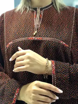 Türkmen fasonlar pombarh fasonlar Fasonlar 2025 fasonlar fason moda modalar Bezen bezen Türkmen fasonlar 2026 Türkmen fasonlar 2025 Türkmen fasonlar 2024 Türkmen fasonlar 2023 turkmenistan türkmenistan turkmen türkmen ashgabat  asgabat aşgabat balkan mary lebap dashoguz dasoguz daşoguz pombarh ponbarhat gulyupek gülýüpek stapel ştapel Gralan Çüýdeşen Abaýa Gadymy Krep Gurultaý 	Keteni Ýüpek Şifon Gipýur Lyon Welwet Atlas Kaşemir Streýç Suzana Ştapel Gülýüpek Pombarh Ýupka Gursakça Aksesuarlar Palto Penjek Okuw eşik Fata Sport eşik Uniforma Nakidka Öýme Şarf kompýuter ýaka ýaglyk Arenda köýnek 2nji el köýnek Taýyn köýnek Matalar Milli lybas milli lybaslar Toý köýnek Toý köýnekler toy koynek toy koynekler gundelik koynekler Gündelik	 
 köýnekler fata koynek Modern taze fason Eskiz koynektm turkmenkoynek türkmenkoynek fason moda moda fasonlar Iş eşik el iş	sada	ýakaly ýakasyz	keşdeli biserli	ýeňli giň nagyşly ýüregi açyk stoýka ýaka ýanly kombinasiýa 	zerli üsti aşak guşakly seçekli gysga ýeňli Ştapel Gündelik el iş, keşdeli, ýakasyz, ýanly, ýeňli, giň 26-35 Gara, Gyzyl tomus, guyz