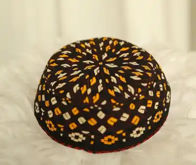 Türkmen fasonlar pombarh fasonlar Fasonlar 2025 fasonlar fason moda modalar Bezen bezen Türkmen fasonlar 2026 Türkmen fasonlar 2025 Türkmen fasonlar 2024 Türkmen fasonlar 2023 turkmenistan türkmenistan turkmen türkmen ashgabat  asgabat aşgabat balkan mary lebap dashoguz dasoguz daşoguz pombarh ponbarhat gulyupek gülýüpek stapel ştapel Gralan Çüýdeşen Abaýa Gadymy Krep Gurultaý 	Keteni Ýüpek Şifon Gipýur Lyon Welwet Atlas Kaşemir Streýç Suzana Ştapel Gülýüpek Pombarh Ýupka Gursakça Aksesuarlar Palto Penjek Okuw eşik Fata Sport eşik Uniforma Nakidka Öýme Şarf kompýuter ýaka ýaglyk Arenda köýnek 2nji el köýnek Taýyn köýnek Matalar Milli lybas milli lybaslar Toý köýnek Toý köýnekler toy koynek toy koynekler gundelik koynekler Gündelik	 
 köýnekler fata koynek Modern taze fason Eskiz koynektm turkmenkoynek türkmenkoynek fason moda moda fasonlar Iş eşik el iş	sada	ýakaly ýakasyz	keşdeli biserli	ýeňli giň nagyşly ýüregi açyk stoýka ýaka ýanly kombinasiýa 	zerli üsti aşak guşakly seçekli gysga ýeňli Milli lybas el iş, keşdeli, nagyşly    Aksesuarlar