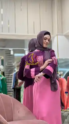 Türkmen fasonlar pombarh fasonlar Fasonlar 2025 fasonlar fason moda modalar Bezen bezen Türkmen fasonlar 2026 Türkmen fasonlar 2025 Türkmen fasonlar 2024 Türkmen fasonlar 2023 turkmenistan türkmenistan turkmen türkmen ashgabat  asgabat aşgabat balkan mary lebap dashoguz dasoguz daşoguz pombarh ponbarhat gulyupek gülýüpek stapel ştapel Gralan Çüýdeşen Abaýa Gadymy Krep Gurultaý 	Keteni Ýüpek Şifon Gipýur Lyon Welwet Atlas Kaşemir Streýç Suzana Ştapel Gülýüpek Pombarh Ýupka Gursakça Aksesuarlar Palto Penjek Okuw eşik Fata Sport eşik Uniforma Nakidka Öýme Şarf kompýuter ýaka ýaglyk Arenda köýnek 2nji el köýnek Taýyn köýnek Matalar Milli lybas milli lybaslar Toý köýnek Toý köýnekler toy koynek toy koynekler gundelik koynekler Gündelik	 
 köýnekler fata koynek Modern taze fason Eskiz koynektm turkmenkoynek türkmenkoynek fason moda moda fasonlar Iş eşik el iş	sada	ýakaly ýakasyz	keşdeli biserli	ýeňli giň nagyşly ýüregi açyk stoýka ýaka ýanly kombinasiýa 	zerli üsti aşak guşakly seçekli gysga ýeňli Gülýüpek Gündelik keşdeli, ýakasyz, ýeňli, giň, nagyşly 17-25, 26-35 Gülgüne, #4B2C75 yaz, tomus, guyz