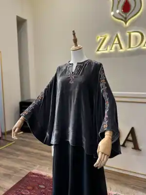 Türkmen fasonlar pombarh fasonlar Fasonlar 2025 fasonlar fason moda modalar Bezen bezen Türkmen fasonlar 2026 Türkmen fasonlar 2025 Türkmen fasonlar 2024 Türkmen fasonlar 2023 turkmenistan türkmenistan turkmen türkmen ashgabat  asgabat aşgabat balkan mary lebap dashoguz dasoguz daşoguz pombarh ponbarhat gulyupek gülýüpek stapel ştapel Gralan Çüýdeşen Abaýa Gadymy Krep Gurultaý 	Keteni Ýüpek Şifon Gipýur Lyon Welwet Atlas Kaşemir Streýç Suzana Ştapel Gülýüpek Pombarh Ýupka Gursakça Aksesuarlar Palto Penjek Okuw eşik Fata Sport eşik Uniforma Nakidka Öýme Şarf kompýuter ýaka ýaglyk Arenda köýnek 2nji el köýnek Taýyn köýnek Matalar Milli lybas milli lybaslar Toý köýnek Toý köýnekler toy koynek toy koynekler gundelik koynekler Gündelik	 
 köýnekler fata koynek Modern taze fason Eskiz koynektm turkmenkoynek türkmenkoynek fason moda moda fasonlar Iş eşik el iş	sada	ýakaly ýakasyz	keşdeli biserli	ýeňli giň nagyşly ýüregi açyk stoýka ýaka ýanly kombinasiýa 	zerli üsti aşak guşakly seçekli gysga ýeňli 