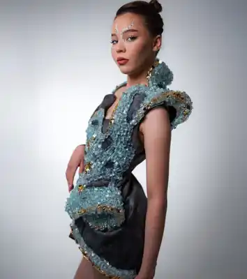 Türkmen fasonlar pombarh fasonlar Fasonlar 2025 fasonlar fason moda modalar Bezen bezen Türkmen fasonlar 2026 Türkmen fasonlar 2025 Türkmen fasonlar 2024 Türkmen fasonlar 2023 turkmenistan türkmenistan turkmen türkmen ashgabat  asgabat aşgabat balkan mary lebap dashoguz dasoguz daşoguz pombarh ponbarhat gulyupek gülýüpek stapel ştapel Gralan Çüýdeşen Abaýa Gadymy Krep Gurultaý 	Keteni Ýüpek Şifon Gipýur Lyon Welwet Atlas Kaşemir Streýç Suzana Ştapel Gülýüpek Pombarh Ýupka Gursakça Aksesuarlar Palto Penjek Okuw eşik Fata Sport eşik Uniforma Nakidka Öýme Şarf kompýuter ýaka ýaglyk Arenda köýnek 2nji el köýnek Taýyn köýnek Matalar Milli lybas milli lybaslar Toý köýnek Toý köýnekler toy koynek toy koynekler gundelik koynekler Gündelik	 
 köýnekler fata koynek Modern taze fason Eskiz koynektm turkmenkoynek türkmenkoynek fason moda moda fasonlar Iş eşik el iş	sada	ýakaly ýakasyz	keşdeli biserli	ýeňli giň nagyşly ýüregi açyk stoýka ýaka ýanly kombinasiýa 	zerli üsti aşak guşakly seçekli gysga ýeňli 