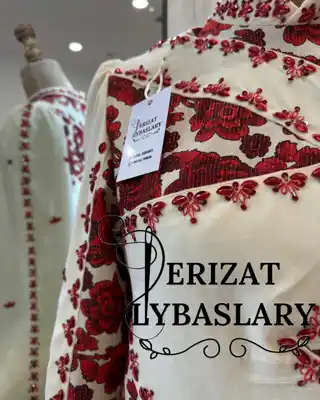 Türkmen fasonlar pombarh fasonlar Fasonlar 2025 fasonlar fason moda modalar Bezen bezen Türkmen fasonlar 2026 Türkmen fasonlar 2025 Türkmen fasonlar 2024 Türkmen fasonlar 2023 turkmenistan türkmenistan turkmen türkmen ashgabat  asgabat aşgabat balkan mary lebap dashoguz dasoguz daşoguz pombarh ponbarhat gulyupek gülýüpek stapel ştapel Gralan Çüýdeşen Abaýa Gadymy Krep Gurultaý 	Keteni Ýüpek Şifon Gipýur Lyon Welwet Atlas Kaşemir Streýç Suzana Ştapel Gülýüpek Pombarh Ýupka Gursakça Aksesuarlar Palto Penjek Okuw eşik Fata Sport eşik Uniforma Nakidka Öýme Şarf kompýuter ýaka ýaglyk Arenda köýnek 2nji el köýnek Taýyn köýnek Matalar Milli lybas milli lybaslar Toý köýnek Toý köýnekler toy koynek toy koynekler gundelik koynekler Gündelik	 
 köýnekler fata koynek Modern taze fason Eskiz koynektm turkmenkoynek türkmenkoynek fason moda moda fasonlar Iş eşik el iş	sada	ýakaly ýakasyz	keşdeli biserli	ýeňli giň nagyşly ýüregi açyk stoýka ýaka ýanly kombinasiýa 	zerli üsti aşak guşakly seçekli gysga ýeňli Suzana Toý köýnek el iş, ýakasyz, stoýka ýaka  Bežewyý, Goýy-gyzyl
