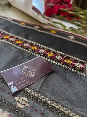 Türkmen fasonlar pombarh fasonlar Fasonlar 2025 fasonlar fason moda modalar Bezen bezen Türkmen fasonlar 2026 Türkmen fasonlar 2025 Türkmen fasonlar 2024 Türkmen fasonlar 2023 turkmenistan türkmenistan turkmen türkmen ashgabat  asgabat aşgabat balkan mary lebap dashoguz dasoguz daşoguz pombarh ponbarhat gulyupek gülýüpek stapel ştapel Gralan Çüýdeşen Abaýa Gadymy Krep Gurultaý 	Keteni Ýüpek Şifon Gipýur Lyon Welwet Atlas Kaşemir Streýç Suzana Ştapel Gülýüpek Pombarh Ýupka Gursakça Aksesuarlar Palto Penjek Okuw eşik Fata Sport eşik Uniforma Nakidka Öýme Şarf kompýuter ýaka ýaglyk Arenda köýnek 2nji el köýnek Taýyn köýnek Matalar Milli lybas milli lybaslar Toý köýnek Toý köýnekler toy koynek toy koynekler gundelik koynekler Gündelik	 
 köýnekler fata koynek Modern taze fason Eskiz koynektm turkmenkoynek türkmenkoynek fason moda moda fasonlar Iş eşik el iş	sada	ýakaly ýakasyz	keşdeli biserli	ýeňli giň nagyşly ýüregi açyk stoýka ýaka ýanly kombinasiýa 	zerli üsti aşak guşakly seçekli gysga ýeňli el iş, keşdeli, el ýaka, gaýma 12-16, 17-25, 26-35, 35+  yaz, tomus, guyz, gysh