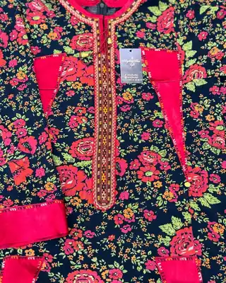 Türkmen fasonlar pombarh fasonlar Fasonlar 2025 fasonlar fason moda modalar Bezen bezen Türkmen fasonlar 2026 Türkmen fasonlar 2025 Türkmen fasonlar 2024 Türkmen fasonlar 2023 turkmenistan türkmenistan turkmen türkmen ashgabat  asgabat aşgabat balkan mary lebap dashoguz dasoguz daşoguz pombarh ponbarhat gulyupek gülýüpek stapel ştapel Gralan Çüýdeşen Abaýa Gadymy Krep Gurultaý 	Keteni Ýüpek Şifon Gipýur Lyon Welwet Atlas Kaşemir Streýç Suzana Ştapel Gülýüpek Pombarh Ýupka Gursakça Aksesuarlar Palto Penjek Okuw eşik Fata Sport eşik Uniforma Nakidka Öýme Şarf kompýuter ýaka ýaglyk Arenda köýnek 2nji el köýnek Taýyn köýnek Matalar Milli lybas milli lybaslar Toý köýnek Toý köýnekler toy koynek toy koynekler gundelik koynekler Gündelik	 
 köýnekler fata koynek Modern taze fason Eskiz koynektm turkmenkoynek türkmenkoynek fason moda moda fasonlar Iş eşik el iş	sada	ýakaly ýakasyz	keşdeli biserli	ýeňli giň nagyşly ýüregi açyk stoýka ýaka ýanly kombinasiýa 	zerli üsti aşak guşakly seçekli gysga ýeňli Atlas, Ştapel Toý köýnek, Gündelik el iş, ýakaly, ýeňli, giň, kombinasiýa 17-25, 26-35, 35+ Gara, Gyzyl yaz, tomus Taýyn köýnek