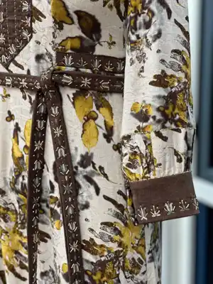 Türkmen fasonlar pombarh fasonlar Fasonlar 2025 fasonlar fason moda modalar Bezen bezen Türkmen fasonlar 2026 Türkmen fasonlar 2025 Türkmen fasonlar 2024 Türkmen fasonlar 2023 turkmenistan türkmenistan turkmen türkmen ashgabat  asgabat aşgabat balkan mary lebap dashoguz dasoguz daşoguz pombarh ponbarhat gulyupek gülýüpek stapel ştapel Gralan Çüýdeşen Abaýa Gadymy Krep Gurultaý 	Keteni Ýüpek Şifon Gipýur Lyon Welwet Atlas Kaşemir Streýç Suzana Ştapel Gülýüpek Pombarh Ýupka Gursakça Aksesuarlar Palto Penjek Okuw eşik Fata Sport eşik Uniforma Nakidka Öýme Şarf kompýuter ýaka ýaglyk Arenda köýnek 2nji el köýnek Taýyn köýnek Matalar Milli lybas milli lybaslar Toý köýnek Toý köýnekler toy koynek toy koynekler gundelik koynekler Gündelik	 
 köýnekler fata koynek Modern taze fason Eskiz koynektm turkmenkoynek türkmenkoynek fason moda moda fasonlar Iş eşik el iş	sada	ýakaly ýakasyz	keşdeli biserli	ýeňli giň nagyşly ýüregi açyk stoýka ýaka ýanly kombinasiýa 	zerli üsti aşak guşakly seçekli gysga ýeňli Gülýüpek  el iş, keşdeli, sada  Ak, Bežewyý, Goňur, Goýy-goňur, Sary