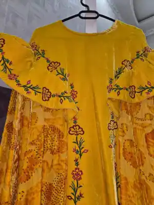 Türkmen fasonlar pombarh fasonlar Fasonlar 2025 fasonlar fason moda modalar Bezen bezen Türkmen fasonlar 2026 Türkmen fasonlar 2025 Türkmen fasonlar 2024 Türkmen fasonlar 2023 turkmenistan türkmenistan turkmen türkmen ashgabat  asgabat aşgabat balkan mary lebap dashoguz dasoguz daşoguz pombarh ponbarhat gulyupek gülýüpek stapel ştapel Gralan Çüýdeşen Abaýa Gadymy Krep Gurultaý 	Keteni Ýüpek Şifon Gipýur Lyon Welwet Atlas Kaşemir Streýç Suzana Ştapel Gülýüpek Pombarh Ýupka Gursakça Aksesuarlar Palto Penjek Okuw eşik Fata Sport eşik Uniforma Nakidka Öýme Şarf kompýuter ýaka ýaglyk Arenda köýnek 2nji el köýnek Taýyn köýnek Matalar Milli lybas milli lybaslar Toý köýnek Toý köýnekler toy koynek toy koynekler gundelik koynekler Gündelik	 
 köýnekler fata koynek Modern taze fason Eskiz koynektm turkmenkoynek türkmenkoynek fason moda moda fasonlar Iş eşik el iş	sada	ýakaly ýakasyz	keşdeli biserli	ýeňli giň nagyşly ýüregi açyk stoýka ýaka ýanly kombinasiýa 	zerli üsti aşak guşakly seçekli gysga ýeňli Panbarhat (Pombarh), Tulky Toý köýnek el iş, ýakasyz, ýeňli, giň, kombinasiýa, gaş, el ýaka, gaýma 17-25, 26-35 Sary yaz, tomus, guyz, gysh 2nji el