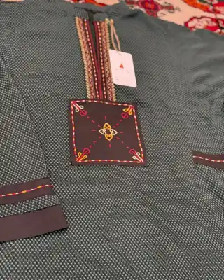 Türkmen fasonlar pombarh fasonlar Fasonlar 2025 fasonlar fason moda modalar Bezen bezen Türkmen fasonlar 2026 Türkmen fasonlar 2025 Türkmen fasonlar 2024 Türkmen fasonlar 2023 turkmenistan türkmenistan turkmen türkmen ashgabat  asgabat aşgabat balkan mary lebap dashoguz dasoguz daşoguz pombarh ponbarhat gulyupek gülýüpek stapel ştapel Gralan Çüýdeşen Abaýa Gadymy Krep Gurultaý 	Keteni Ýüpek Şifon Gipýur Lyon Welwet Atlas Kaşemir Streýç Suzana Ştapel Gülýüpek Pombarh Ýupka Gursakça Aksesuarlar Palto Penjek Okuw eşik Fata Sport eşik Uniforma Nakidka Öýme Şarf kompýuter ýaka ýaglyk Arenda köýnek 2nji el köýnek Taýyn köýnek Matalar Milli lybas milli lybaslar Toý köýnek Toý köýnekler toy koynek toy koynekler gundelik koynekler Gündelik	 
 köýnekler fata koynek Modern taze fason Eskiz koynektm turkmenkoynek türkmenkoynek fason moda moda fasonlar Iş eşik el iş	sada	ýakaly ýakasyz	keşdeli biserli	ýeňli giň nagyşly ýüregi açyk stoýka ýaka ýanly kombinasiýa 	zerli üsti aşak guşakly seçekli gysga ýeňli Ştapel  el iş  Goýy-ýaşyl  Taýyn köýnek