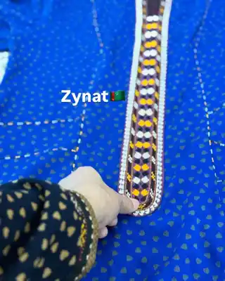 Türkmen fasonlar pombarh fasonlar Fasonlar 2025 fasonlar fason moda modalar Bezen bezen Türkmen fasonlar 2026 Türkmen fasonlar 2025 Türkmen fasonlar 2024 Türkmen fasonlar 2023 turkmenistan türkmenistan turkmen türkmen ashgabat  asgabat aşgabat balkan mary lebap dashoguz dasoguz daşoguz pombarh ponbarhat gulyupek gülýüpek stapel ştapel Gralan Çüýdeşen Abaýa Gadymy Krep Gurultaý 	Keteni Ýüpek Şifon Gipýur Lyon Welwet Atlas Kaşemir Streýç Suzana Ştapel Gülýüpek Pombarh Ýupka Gursakça Aksesuarlar Palto Penjek Okuw eşik Fata Sport eşik Uniforma Nakidka Öýme Şarf kompýuter ýaka ýaglyk Arenda köýnek 2nji el köýnek Taýyn köýnek Matalar Milli lybas milli lybaslar Toý köýnek Toý köýnekler toy koynek toy koynekler gundelik koynekler Gündelik	 
 köýnekler fata koynek Modern taze fason Eskiz koynektm turkmenkoynek türkmenkoynek fason moda moda fasonlar Iş eşik el iş	sada	ýakaly ýakasyz	keşdeli biserli	ýeňli giň nagyşly ýüregi açyk stoýka ýaka ýanly kombinasiýa 	zerli üsti aşak guşakly seçekli gysga ýeňli Gündelik, Iş eşik el iş, ýakaly, ýeňli, giň 17-25, 26-35, 35+ Gara, Goýy-gök, Goňur yaz, tomus