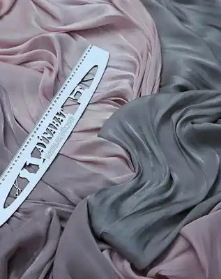 Türkmen fasonlar pombarh fasonlar Fasonlar 2025 fasonlar fason moda modalar Bezen bezen Türkmen fasonlar 2026 Türkmen fasonlar 2025 Türkmen fasonlar 2024 Türkmen fasonlar 2023 turkmenistan türkmenistan turkmen türkmen ashgabat  asgabat aşgabat balkan mary lebap dashoguz dasoguz daşoguz pombarh ponbarhat gulyupek gülýüpek stapel ştapel Gralan Çüýdeşen Abaýa Gadymy Krep Gurultaý 	Keteni Ýüpek Şifon Gipýur Lyon Welwet Atlas Kaşemir Streýç Suzana Ştapel Gülýüpek Pombarh Ýupka Gursakça Aksesuarlar Palto Penjek Okuw eşik Fata Sport eşik Uniforma Nakidka Öýme Şarf kompýuter ýaka ýaglyk Arenda köýnek 2nji el köýnek Taýyn köýnek Matalar Milli lybas milli lybaslar Toý köýnek Toý köýnekler toy koynek toy koynekler gundelik koynekler Gündelik	 
 köýnekler fata koynek Modern taze fason Eskiz koynektm turkmenkoynek türkmenkoynek fason moda moda fasonlar Iş eşik el iş	sada	ýakaly ýakasyz	keşdeli biserli	ýeňli giň nagyşly ýüregi açyk stoýka ýaka ýanly kombinasiýa 	zerli üsti aşak guşakly seçekli gysga ýeňli 12-16, 17-25, 26-35, 35+  yaz, tomus, guyz, gysh