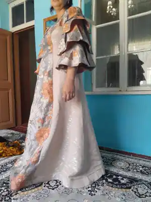 Türkmen fasonlar pombarh fasonlar Fasonlar 2025 fasonlar fason moda modalar Bezen bezen Türkmen fasonlar 2026 Türkmen fasonlar 2025 Türkmen fasonlar 2024 Türkmen fasonlar 2023 turkmenistan türkmenistan turkmen türkmen ashgabat  asgabat aşgabat balkan mary lebap dashoguz dasoguz daşoguz pombarh ponbarhat gulyupek gülýüpek stapel ştapel Gralan Çüýdeşen Abaýa Gadymy Krep Gurultaý 	Keteni Ýüpek Şifon Gipýur Lyon Welwet Atlas Kaşemir Streýç Suzana Ştapel Gülýüpek Pombarh Ýupka Gursakça Aksesuarlar Palto Penjek Okuw eşik Fata Sport eşik Uniforma Nakidka Öýme Şarf kompýuter ýaka ýaglyk Arenda köýnek 2nji el köýnek Taýyn köýnek Matalar Milli lybas milli lybaslar Toý köýnek Toý köýnekler toy koynek toy koynekler gundelik koynekler Gündelik	 
 köýnekler fata koynek Modern taze fason Eskiz koynektm turkmenkoynek türkmenkoynek fason moda moda fasonlar Iş eşik el iş	sada	ýakaly ýakasyz	keşdeli biserli	ýeňli giň nagyşly ýüregi açyk stoýka ýaka ýanly kombinasiýa 	zerli üsti aşak guşakly seçekli gysga ýeňli Parça Toý köýnek el iş, ýakasyz, gysga ýeňli, giň, kombinasiýa, gaş 26-35 Bežewyý, Kümüş yaz, tomus, guyz 2nji el