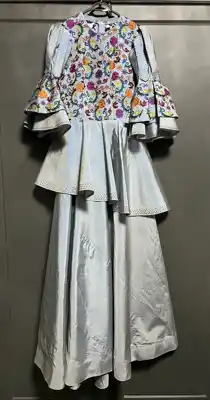 Türkmen fasonlar pombarh fasonlar Fasonlar 2025 fasonlar fason moda modalar Bezen bezen Türkmen fasonlar 2026 Türkmen fasonlar 2025 Türkmen fasonlar 2024 Türkmen fasonlar 2023 turkmenistan türkmenistan turkmen türkmen ashgabat  asgabat aşgabat balkan mary lebap dashoguz dasoguz daşoguz pombarh ponbarhat gulyupek gülýüpek stapel ştapel Gralan Çüýdeşen Abaýa Gadymy Krep Gurultaý 	Keteni Ýüpek Şifon Gipýur Lyon Welwet Atlas Kaşemir Streýç Suzana Ştapel Gülýüpek Pombarh Ýupka Gursakça Aksesuarlar Palto Penjek Okuw eşik Fata Sport eşik Uniforma Nakidka Öýme Şarf kompýuter ýaka ýaglyk Arenda köýnek 2nji el köýnek Taýyn köýnek Matalar Milli lybas milli lybaslar Toý köýnek Toý köýnekler toy koynek toy koynekler gundelik koynekler Gündelik	 
 köýnekler fata koynek Modern taze fason Eskiz koynektm turkmenkoynek türkmenkoynek fason moda moda fasonlar Iş eşik el iş	sada	ýakaly ýakasyz	keşdeli biserli	ýeňli giň nagyşly ýüregi açyk stoýka ýaka ýanly kombinasiýa 	zerli üsti aşak guşakly seçekli gysga ýeňli Keteni Toý köýnek ýakasyz, ýeňli, giň 17-25, 26-35 Kümüş yaz, tomus, guyz, gysh