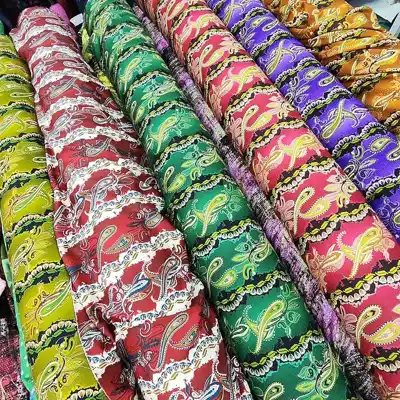 Türkmen fasonlar pombarh fasonlar Fasonlar 2025 fasonlar fason moda modalar Bezen bezen Türkmen fasonlar 2026 Türkmen fasonlar 2025 Türkmen fasonlar 2024 Türkmen fasonlar 2023 turkmenistan türkmenistan turkmen türkmen ashgabat  asgabat aşgabat balkan mary lebap dashoguz dasoguz daşoguz pombarh ponbarhat gulyupek gülýüpek stapel ştapel Gralan Çüýdeşen Abaýa Gadymy Krep Gurultaý 	Keteni Ýüpek Şifon Gipýur Lyon Welwet Atlas Kaşemir Streýç Suzana Ştapel Gülýüpek Pombarh Ýupka Gursakça Aksesuarlar Palto Penjek Okuw eşik Fata Sport eşik Uniforma Nakidka Öýme Şarf kompýuter ýaka ýaglyk Arenda köýnek 2nji el köýnek Taýyn köýnek Matalar Milli lybas milli lybaslar Toý köýnek Toý köýnekler toy koynek toy koynekler gundelik koynekler Gündelik	 
 köýnekler fata koynek Modern taze fason Eskiz koynektm turkmenkoynek türkmenkoynek fason moda moda fasonlar Iş eşik el iş	sada	ýakaly ýakasyz	keşdeli biserli	ýeňli giň nagyşly ýüregi açyk stoýka ýaka ýanly kombinasiýa 	zerli üsti aşak guşakly seçekli gysga ýeňli Ştapel Toý köýnek, Modern, Gündelik, Iş eşik  12-16, 17-25, 26-35, 35+ Haki, Gülgüne, Gyzyl, Goňur, Goýy-ýaşyl, #4B2C75 yaz, tomus, guyz Taýyn köýnek