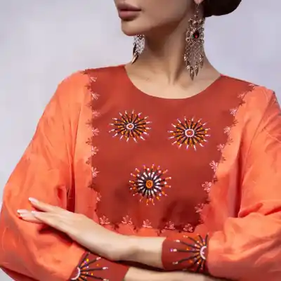 Türkmen fasonlar pombarh fasonlar Fasonlar 2025 fasonlar fason moda modalar Bezen bezen Türkmen fasonlar 2026 Türkmen fasonlar 2025 Türkmen fasonlar 2024 Türkmen fasonlar 2023 turkmenistan türkmenistan turkmen türkmen ashgabat  asgabat aşgabat balkan mary lebap dashoguz dasoguz daşoguz pombarh ponbarhat gulyupek gülýüpek stapel ştapel Gralan Çüýdeşen Abaýa Gadymy Krep Gurultaý 	Keteni Ýüpek Şifon Gipýur Lyon Welwet Atlas Kaşemir Streýç Suzana Ştapel Gülýüpek Pombarh Ýupka Gursakça Aksesuarlar Palto Penjek Okuw eşik Fata Sport eşik Uniforma Nakidka Öýme Şarf kompýuter ýaka ýaglyk Arenda köýnek 2nji el köýnek Taýyn köýnek Matalar Milli lybas milli lybaslar Toý köýnek Toý köýnekler toy koynek toy koynekler gundelik koynekler Gündelik	 
 köýnekler fata koynek Modern taze fason Eskiz koynektm turkmenkoynek türkmenkoynek fason moda moda fasonlar Iş eşik el iş	sada	ýakaly ýakasyz	keşdeli biserli	ýeňli giň nagyşly ýüregi açyk stoýka ýaka ýanly kombinasiýa 	zerli üsti aşak guşakly seçekli gysga ýeňli 