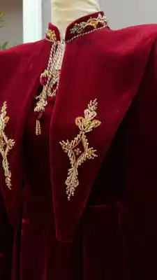 Türkmen fasonlar pombarh fasonlar Fasonlar 2025 fasonlar fason moda modalar Bezen bezen Türkmen fasonlar 2026 Türkmen fasonlar 2025 Türkmen fasonlar 2024 Türkmen fasonlar 2023 turkmenistan türkmenistan turkmen türkmen ashgabat  asgabat aşgabat balkan mary lebap dashoguz dasoguz daşoguz pombarh ponbarhat gulyupek gülýüpek stapel ştapel Gralan Çüýdeşen Abaýa Gadymy Krep Gurultaý 	Keteni Ýüpek Şifon Gipýur Lyon Welwet Atlas Kaşemir Streýç Suzana Ştapel Gülýüpek Pombarh Ýupka Gursakça Aksesuarlar Palto Penjek Okuw eşik Fata Sport eşik Uniforma Nakidka Öýme Şarf kompýuter ýaka ýaglyk Arenda köýnek 2nji el köýnek Taýyn köýnek Matalar Milli lybas milli lybaslar Toý köýnek Toý köýnekler toy koynek toy koynekler gundelik koynekler Gündelik	 
 köýnekler fata koynek Modern taze fason Eskiz koynektm turkmenkoynek türkmenkoynek fason moda moda fasonlar Iş eşik el iş	sada	ýakaly ýakasyz	keşdeli biserli	ýeňli giň nagyşly ýüregi açyk stoýka ýaka ýanly kombinasiýa 	zerli üsti aşak guşakly seçekli gysga ýeňli Lyon, Panbarhat (Pombarh) Toý köýnek el iş