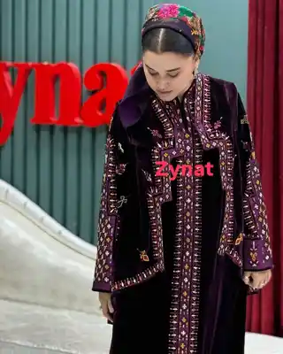 Türkmen fasonlar pombarh fasonlar Fasonlar 2025 fasonlar fason moda modalar Bezen bezen Türkmen fasonlar 2026 Türkmen fasonlar 2025 Türkmen fasonlar 2024 Türkmen fasonlar 2023 turkmenistan türkmenistan turkmen türkmen ashgabat  asgabat aşgabat balkan mary lebap dashoguz dasoguz daşoguz pombarh ponbarhat gulyupek gülýüpek stapel ştapel Gralan Çüýdeşen Abaýa Gadymy Krep Gurultaý 	Keteni Ýüpek Şifon Gipýur Lyon Welwet Atlas Kaşemir Streýç Suzana Ştapel Gülýüpek Pombarh Ýupka Gursakça Aksesuarlar Palto Penjek Okuw eşik Fata Sport eşik Uniforma Nakidka Öýme Şarf kompýuter ýaka ýaglyk Arenda köýnek 2nji el köýnek Taýyn köýnek Matalar Milli lybas milli lybaslar Toý köýnek Toý köýnekler toy koynek toy koynekler gundelik koynekler Gündelik	 
 köýnekler fata koynek Modern taze fason Eskiz koynektm turkmenkoynek türkmenkoynek fason moda moda fasonlar Iş eşik el iş	sada	ýakaly ýakasyz	keşdeli biserli	ýeňli giň nagyşly ýüregi açyk stoýka ýaka ýanly kombinasiýa 	zerli üsti aşak guşakly seçekli gysga ýeňli Panbarhat (Pombarh) Milli lybas el iş, keşdeli, ýakaly, ýeňli, giň, nagyşly 26-35, 35+ #4B2C75 gysh