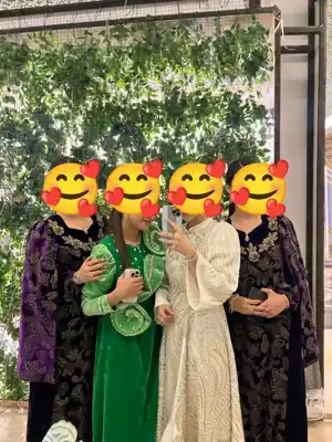 Türkmen fasonlar pombarh fasonlar Fasonlar 2025 fasonlar fason moda modalar Bezen bezen Türkmen fasonlar 2026 Türkmen fasonlar 2025 Türkmen fasonlar 2024 Türkmen fasonlar 2023 turkmenistan türkmenistan turkmen türkmen ashgabat  asgabat aşgabat balkan mary lebap dashoguz dasoguz daşoguz pombarh ponbarhat gulyupek gülýüpek stapel ştapel Gralan Çüýdeşen Abaýa Gadymy Krep Gurultaý 	Keteni Ýüpek Şifon Gipýur Lyon Welwet Atlas Kaşemir Streýç Suzana Ştapel Gülýüpek Pombarh Ýupka Gursakça Aksesuarlar Palto Penjek Okuw eşik Fata Sport eşik Uniforma Nakidka Öýme Şarf kompýuter ýaka ýaglyk Arenda köýnek 2nji el köýnek Taýyn köýnek Matalar Milli lybas milli lybaslar Toý köýnek Toý köýnekler toy koynek toy koynekler gundelik koynekler Gündelik	 
 köýnekler fata koynek Modern taze fason Eskiz koynektm turkmenkoynek türkmenkoynek fason moda moda fasonlar Iş eşik el iş	sada	ýakaly ýakasyz	keşdeli biserli	ýeňli giň nagyşly ýüregi açyk stoýka ýaka ýanly kombinasiýa 	zerli üsti aşak guşakly seçekli gysga ýeňli Panbarhat (Pombarh) Toý köýnek el iş, ýakasyz, ýeňli, giň, kombinasiýa 17-25 Ýaşyl, Goýy-ýaşyl yaz, tomus, guyz, gysh 2nji el