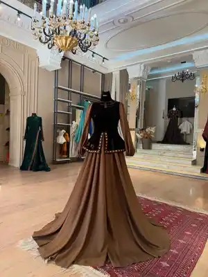 Türkmen fasonlar pombarh fasonlar Fasonlar 2025 fasonlar fason moda modalar Bezen bezen Türkmen fasonlar 2026 Türkmen fasonlar 2025 Türkmen fasonlar 2024 Türkmen fasonlar 2023 turkmenistan türkmenistan turkmen türkmen ashgabat  asgabat aşgabat balkan mary lebap dashoguz dasoguz daşoguz pombarh ponbarhat gulyupek gülýüpek stapel ştapel Gralan Çüýdeşen Abaýa Gadymy Krep Gurultaý 	Keteni Ýüpek Şifon Gipýur Lyon Welwet Atlas Kaşemir Streýç Suzana Ştapel Gülýüpek Pombarh Ýupka Gursakça Aksesuarlar Palto Penjek Okuw eşik Fata Sport eşik Uniforma Nakidka Öýme Şarf kompýuter ýaka ýaglyk Arenda köýnek 2nji el köýnek Taýyn köýnek Matalar Milli lybas milli lybaslar Toý köýnek Toý köýnekler toy koynek toy koynekler gundelik koynekler Gündelik	 
 köýnekler fata koynek Modern taze fason Eskiz koynektm turkmenkoynek türkmenkoynek fason moda moda fasonlar Iş eşik el iş	sada	ýakaly ýakasyz	keşdeli biserli	ýeňli giň nagyşly ýüregi açyk stoýka ýaka ýanly kombinasiýa 	zerli üsti aşak guşakly seçekli gysga ýeňli 