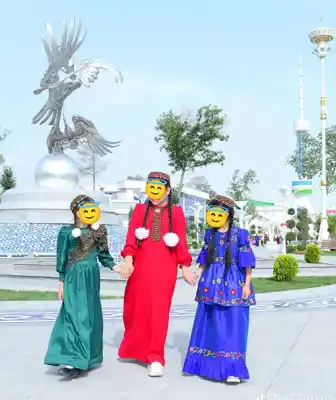 Türkmen fasonlar pombarh fasonlar Fasonlar 2025 fasonlar fason moda modalar Bezen bezen Türkmen fasonlar 2026 Türkmen fasonlar 2025 Türkmen fasonlar 2024 Türkmen fasonlar 2023 turkmenistan türkmenistan turkmen türkmen ashgabat  asgabat aşgabat balkan mary lebap dashoguz dasoguz daşoguz pombarh ponbarhat gulyupek gülýüpek stapel ştapel Gralan Çüýdeşen Abaýa Gadymy Krep Gurultaý 	Keteni Ýüpek Şifon Gipýur Lyon Welwet Atlas Kaşemir Streýç Suzana Ştapel Gülýüpek Pombarh Ýupka Gursakça Aksesuarlar Palto Penjek Okuw eşik Fata Sport eşik Uniforma Nakidka Öýme Şarf kompýuter ýaka ýaglyk Arenda köýnek 2nji el köýnek Taýyn köýnek Matalar Milli lybas milli lybaslar Toý köýnek Toý köýnekler toy koynek toy koynekler gundelik koynekler Gündelik	 
 köýnekler fata koynek Modern taze fason Eskiz koynektm turkmenkoynek türkmenkoynek fason moda moda fasonlar Iş eşik el iş	sada	ýakaly ýakasyz	keşdeli biserli	ýeňli giň nagyşly ýüregi açyk stoýka ýaka ýanly kombinasiýa 	zerli üsti aşak guşakly seçekli gysga ýeňli 