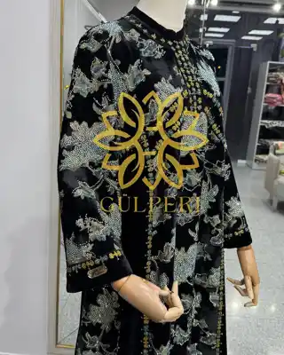 Türkmen fasonlar pombarh fasonlar Fasonlar 2025 fasonlar fason moda modalar Bezen bezen Türkmen fasonlar 2026 Türkmen fasonlar 2025 Türkmen fasonlar 2024 Türkmen fasonlar 2023 turkmenistan türkmenistan turkmen türkmen ashgabat  asgabat aşgabat balkan mary lebap dashoguz dasoguz daşoguz pombarh ponbarhat gulyupek gülýüpek stapel ştapel Gralan Çüýdeşen Abaýa Gadymy Krep Gurultaý 	Keteni Ýüpek Şifon Gipýur Lyon Welwet Atlas Kaşemir Streýç Suzana Ştapel Gülýüpek Pombarh Ýupka Gursakça Aksesuarlar Palto Penjek Okuw eşik Fata Sport eşik Uniforma Nakidka Öýme Şarf kompýuter ýaka ýaglyk Arenda köýnek 2nji el köýnek Taýyn köýnek Matalar Milli lybas milli lybaslar Toý köýnek Toý köýnekler toy koynek toy koynekler gundelik koynekler Gündelik	 
 köýnekler fata koynek Modern taze fason Eskiz koynektm turkmenkoynek türkmenkoynek fason moda moda fasonlar Iş eşik el iş	sada	ýakaly ýakasyz	keşdeli biserli	ýeňli giň nagyşly ýüregi açyk stoýka ýaka ýanly kombinasiýa 	zerli üsti aşak guşakly seçekli gysga ýeňli Gülýüpek Toý köýnek el iş, ýakaly, ýeňli, gysga ýeňli, gaş 17-25 Gara, Kümüş yaz, tomus, guyz