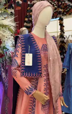 Türkmen fasonlar pombarh fasonlar Fasonlar 2025 fasonlar fason moda modalar Bezen bezen Türkmen fasonlar 2026 Türkmen fasonlar 2025 Türkmen fasonlar 2024 Türkmen fasonlar 2023 turkmenistan türkmenistan turkmen türkmen ashgabat  asgabat aşgabat balkan mary lebap dashoguz dasoguz daşoguz pombarh ponbarhat gulyupek gülýüpek stapel ştapel Gralan Çüýdeşen Abaýa Gadymy Krep Gurultaý 	Keteni Ýüpek Şifon Gipýur Lyon Welwet Atlas Kaşemir Streýç Suzana Ştapel Gülýüpek Pombarh Ýupka Gursakça Aksesuarlar Palto Penjek Okuw eşik Fata Sport eşik Uniforma Nakidka Öýme Şarf kompýuter ýaka ýaglyk Arenda köýnek 2nji el köýnek Taýyn köýnek Matalar Milli lybas milli lybaslar Toý köýnek Toý köýnekler toy koynek toy koynekler gundelik koynekler Gündelik	 
 köýnekler fata koynek Modern taze fason Eskiz koynektm turkmenkoynek türkmenkoynek fason moda moda fasonlar Iş eşik el iş	sada	ýakaly ýakasyz	keşdeli biserli	ýeňli giň nagyşly ýüregi açyk stoýka ýaka ýanly kombinasiýa 	zerli üsti aşak guşakly seçekli gysga ýeňli Şantu Toý köýnek TürkmenTextile Expo 2025 26-35 Gülgüne tomus, guyz